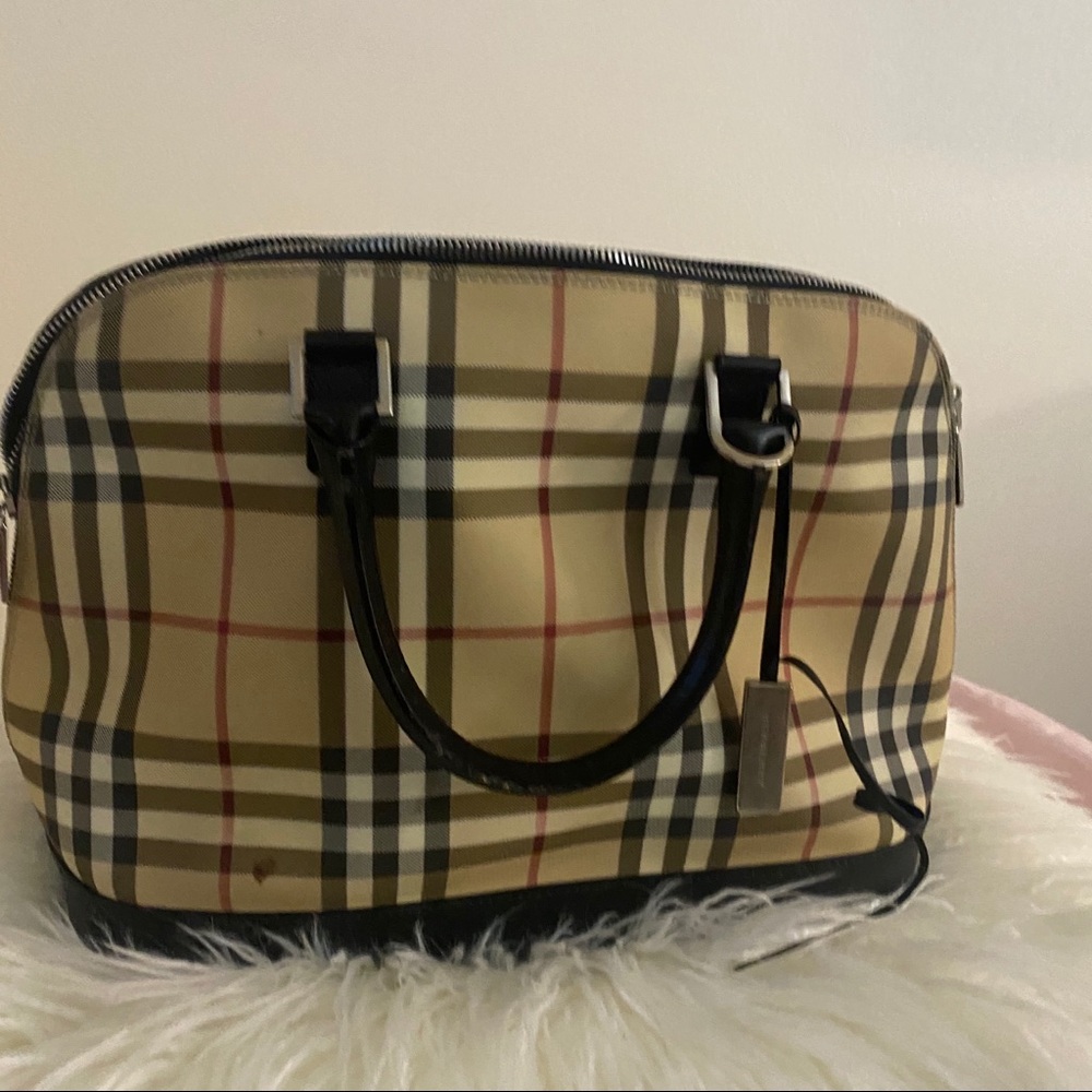 large burberry handbag with wallet